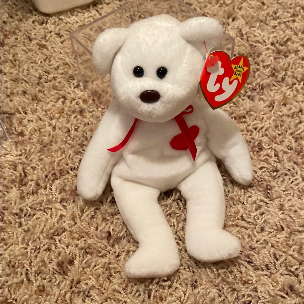 1994 Original Valentino TY Bear w/tag errors, brown nose and in MINT condition